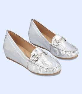 BW8305-SILVER-Women Comfort Moccasins