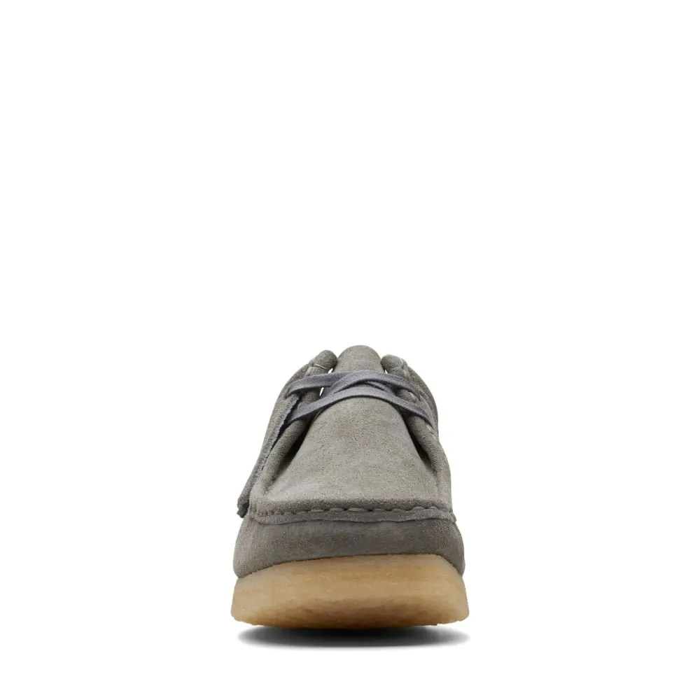 Clarks Originals Wallabee Low Men's Gray Suede Oxfords 26170535