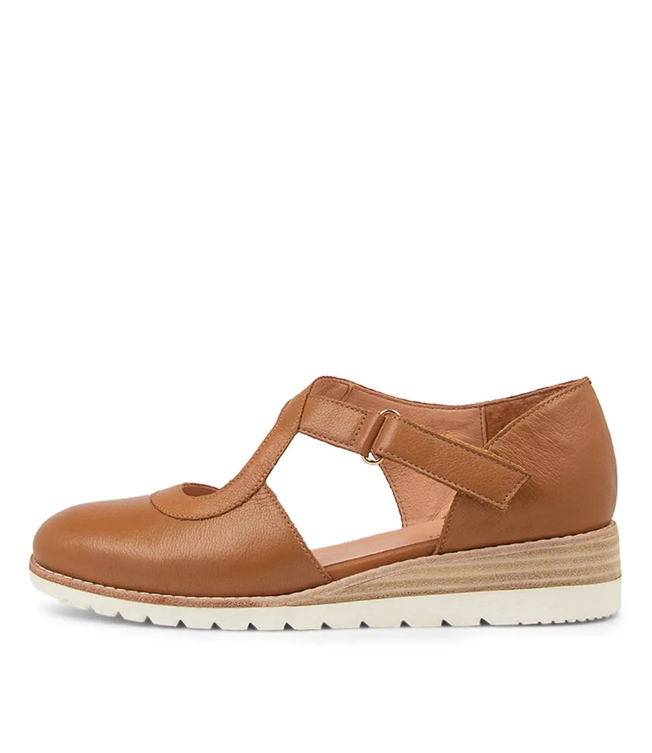 DIANA FERRARI Billsy Dk Tan Leather Wedges