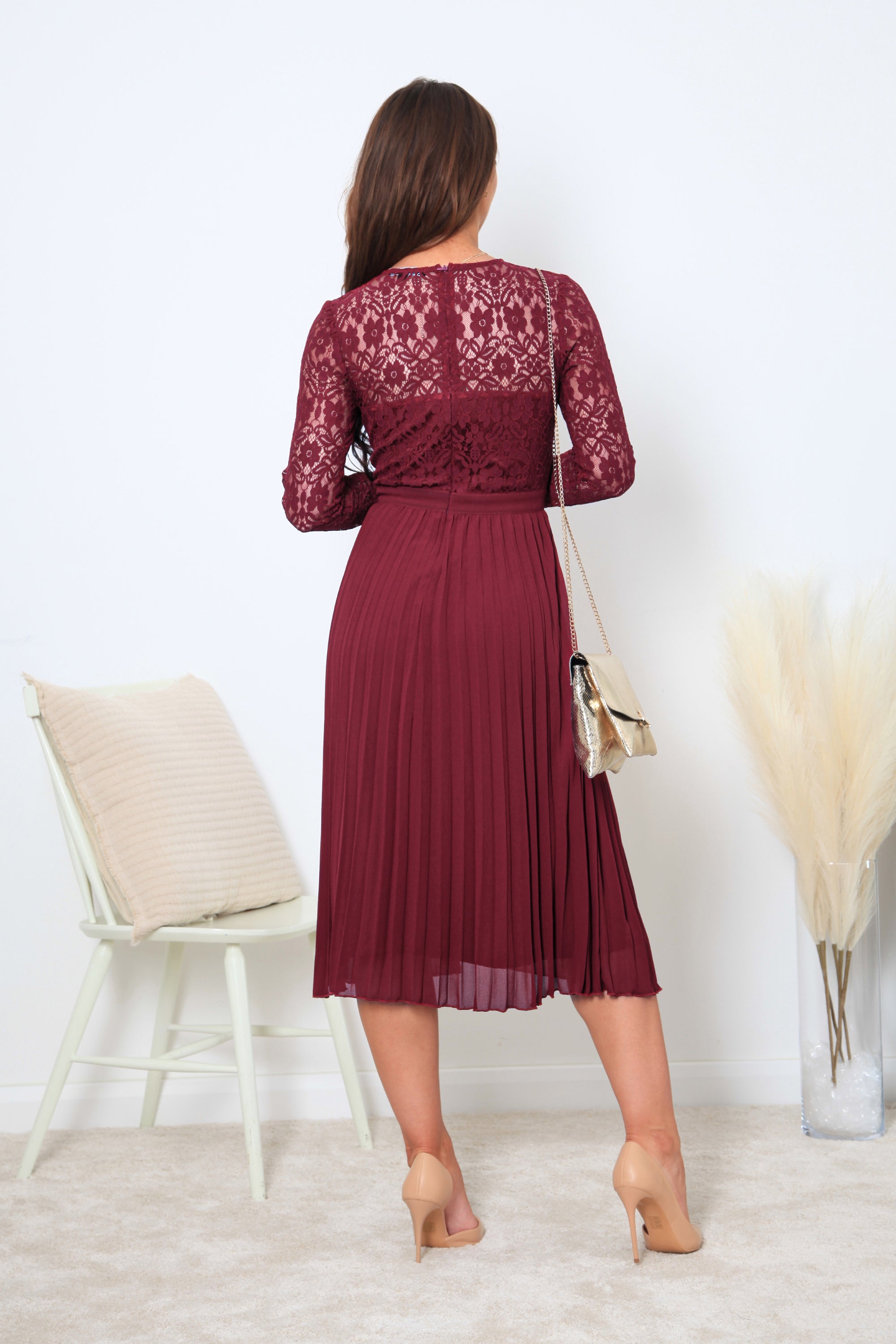 Double Second Red Long Sleeve Lace Pleated Dress