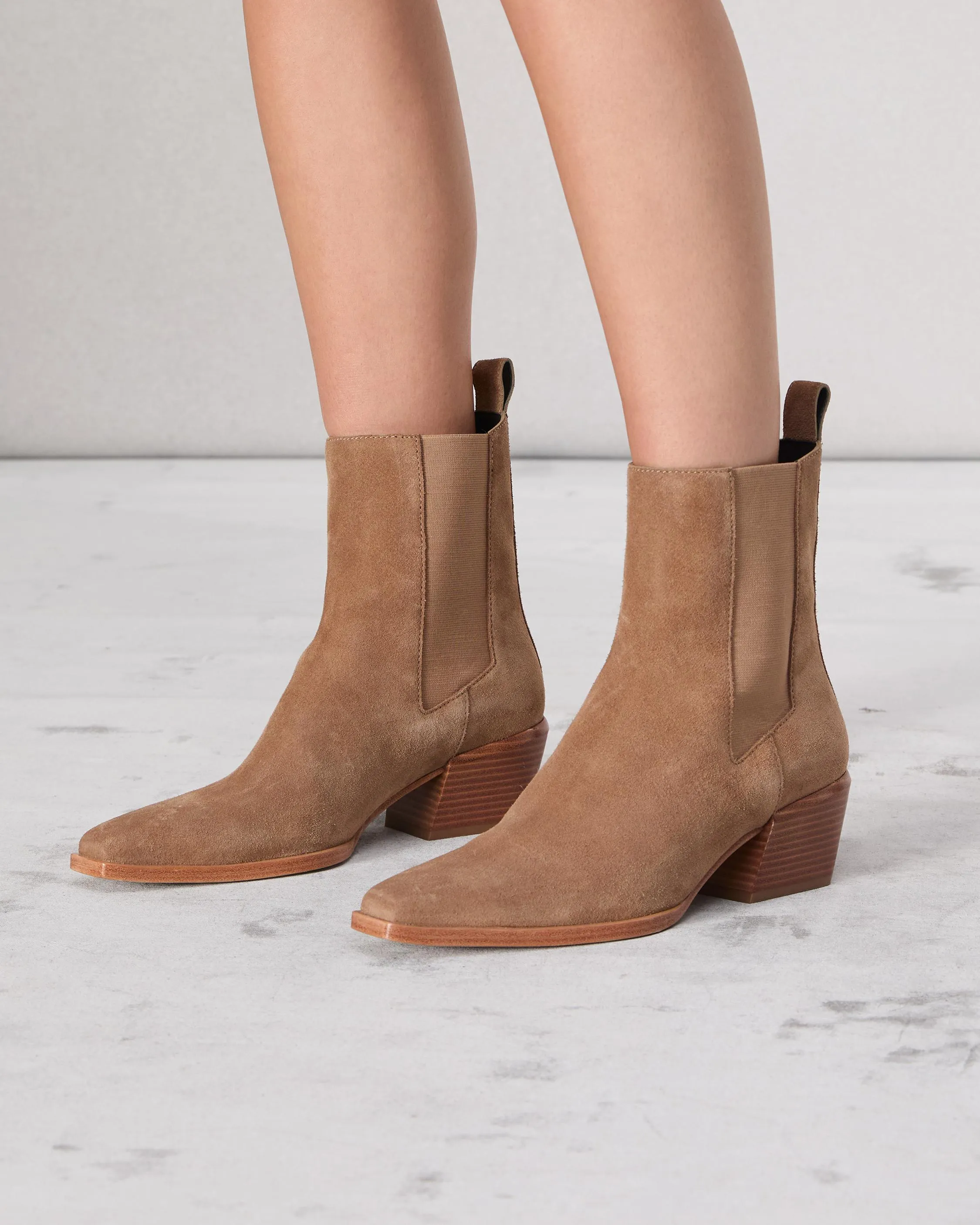 Joni Chelsea Boot