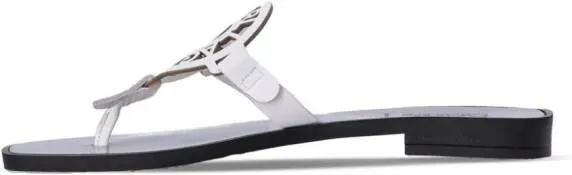 Karl Lagerfeld KL Ring flip flops White