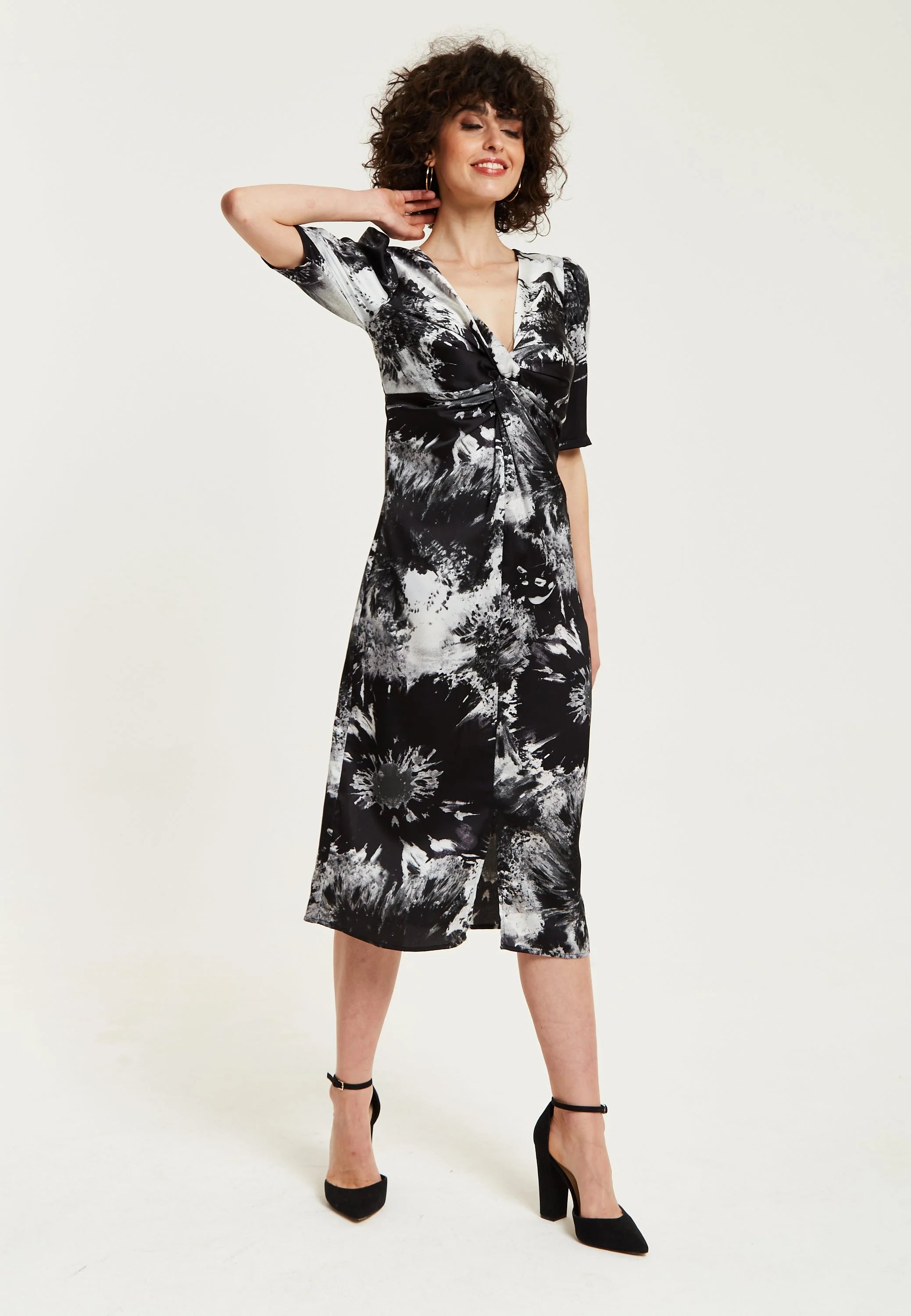 Liquorish Mono Abstract Print Knot Front Midi Dress