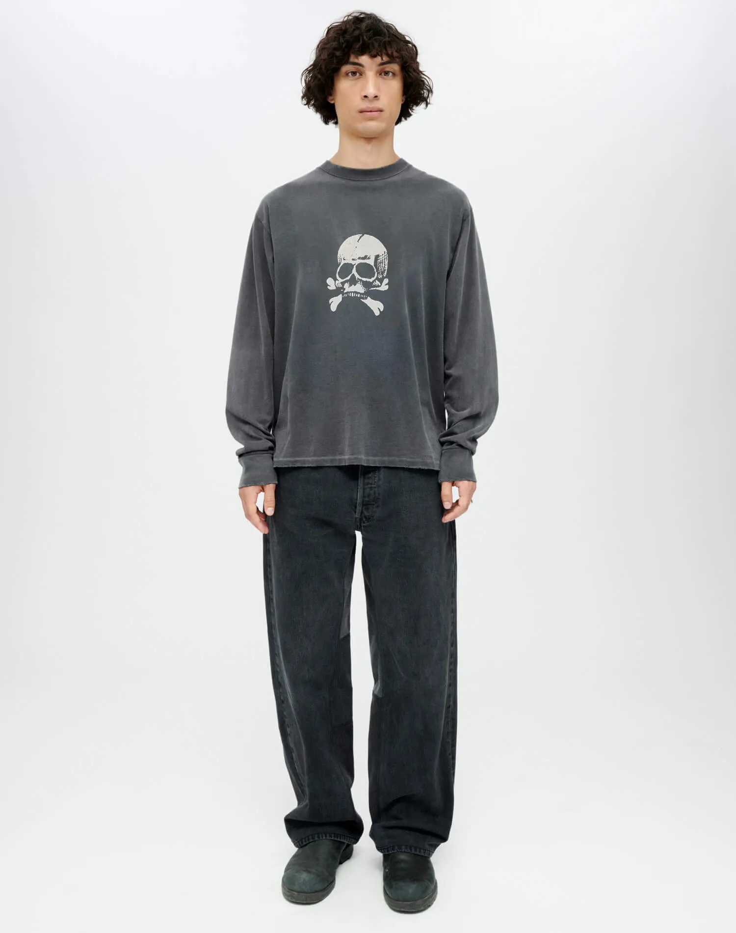 Loose Skull Long Sleeve - Sun Faded Black