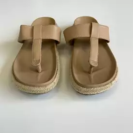 Sandals Flats By Clothes Mentor  Size: 8