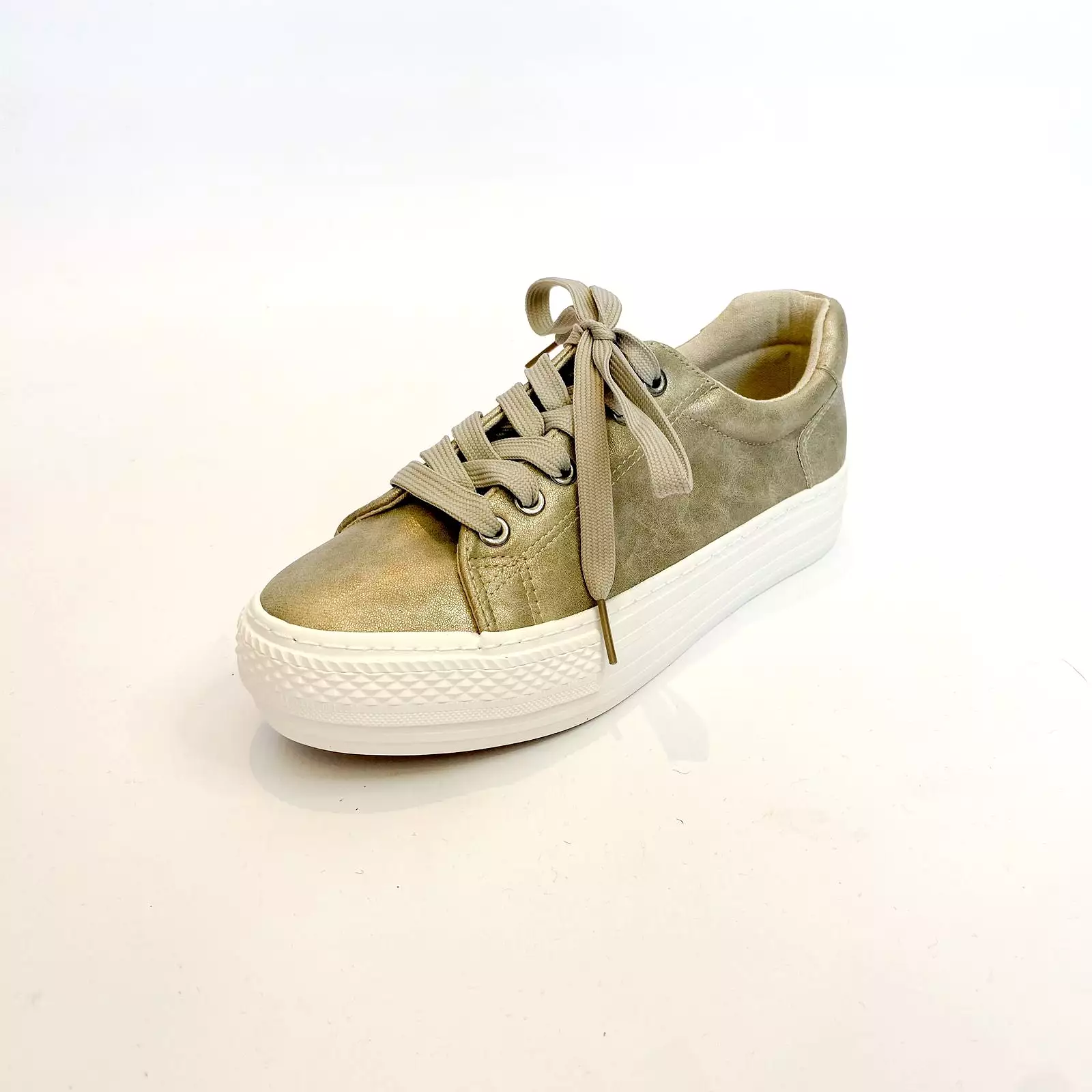 Savoy pewter laceup sneaker