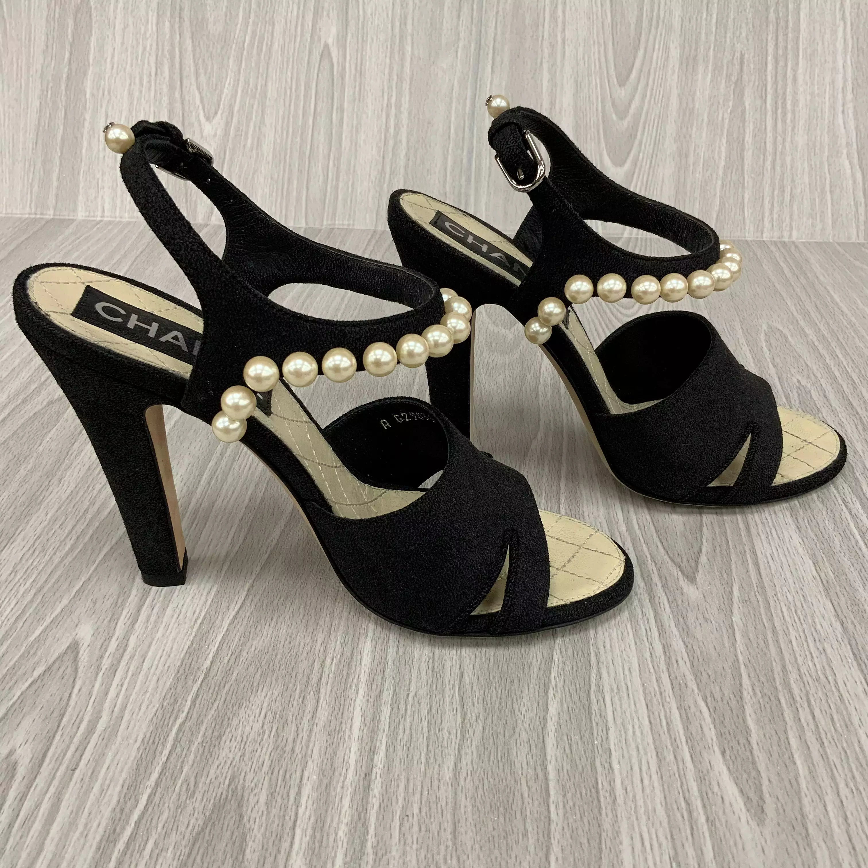 Shoes High Heel By Chanel  Size: 6