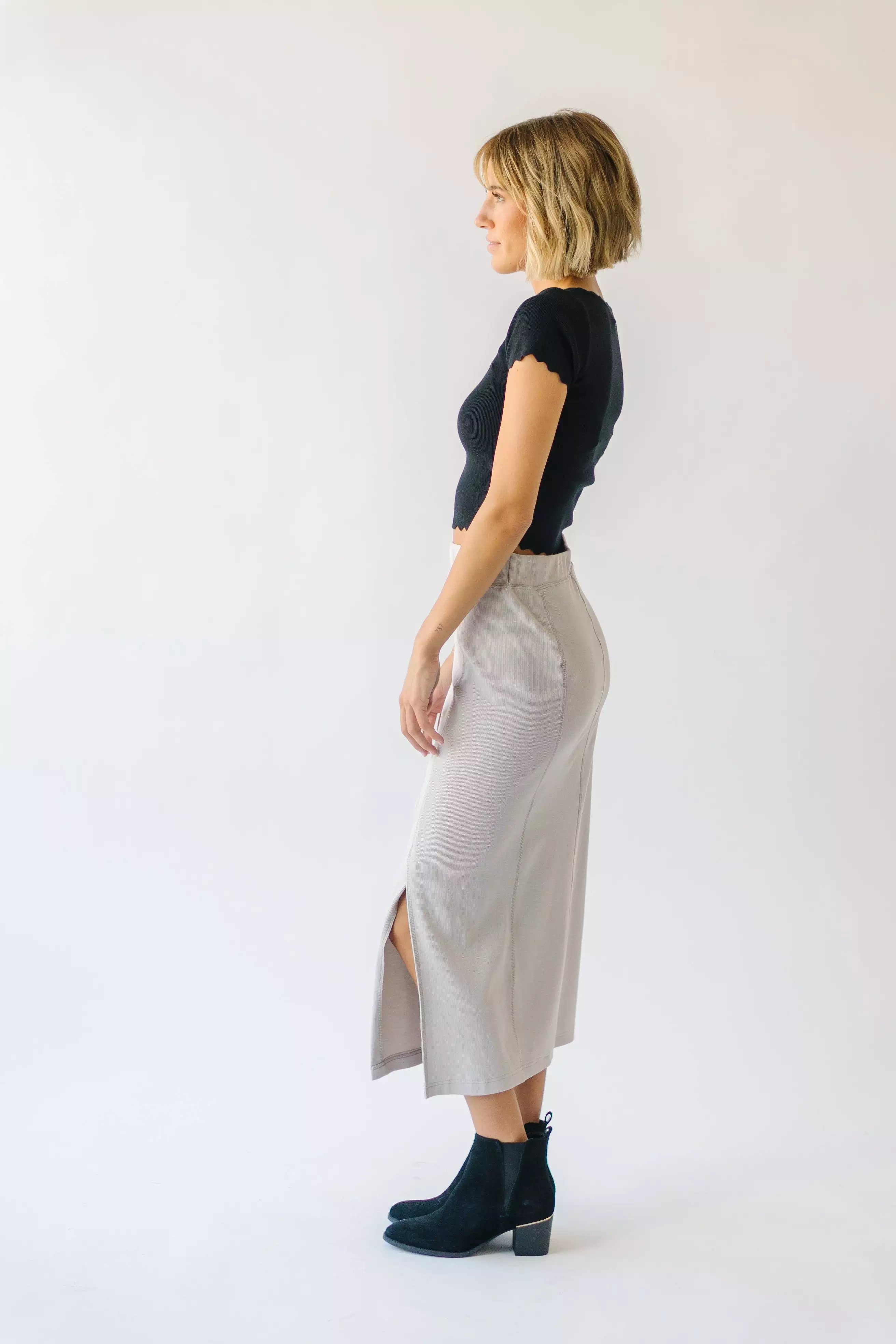 The Alpharetta Knit Skirt in Light Grey