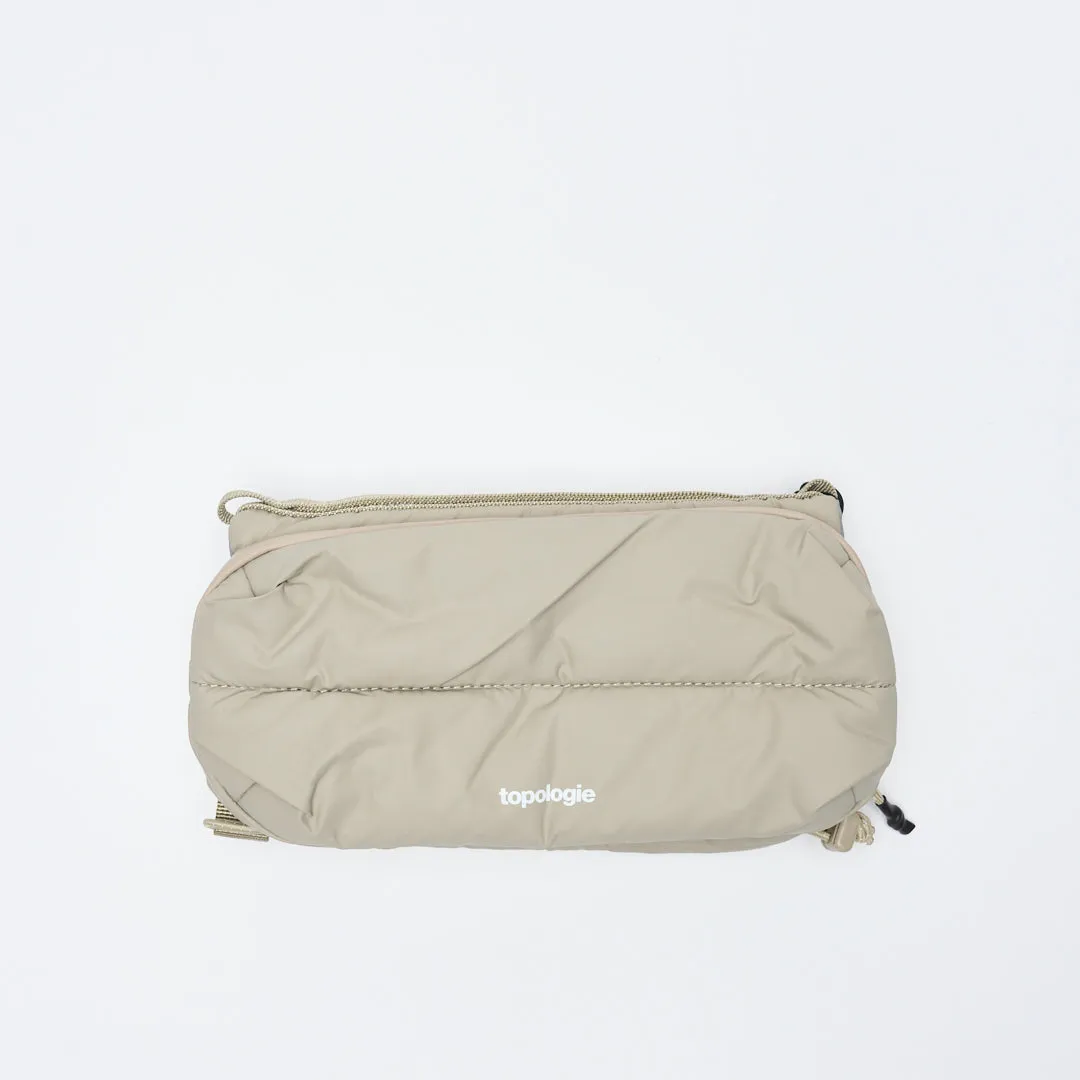 Topologie - Wares Bags Bottle Sacoche Medium (Taupe Puffer)