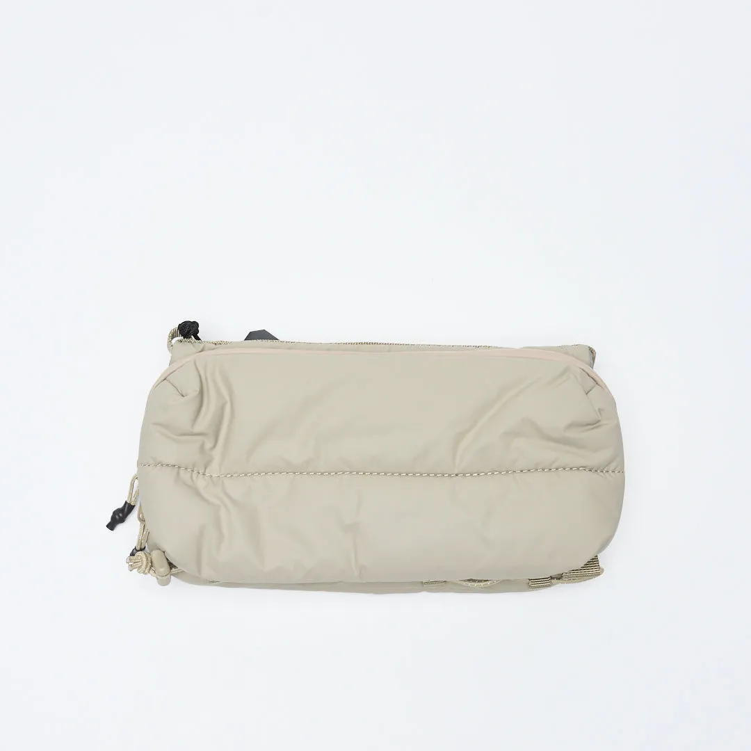 Topologie - Wares Bags Bottle Sacoche Medium (Taupe Puffer)